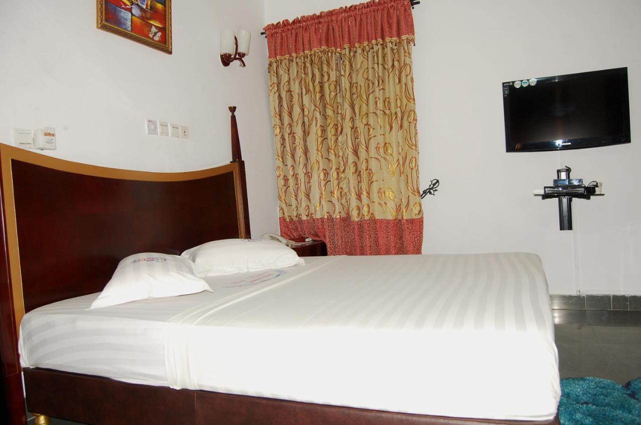 Hotel Residence Jeanne D'Arc Котону Екстериор снимка